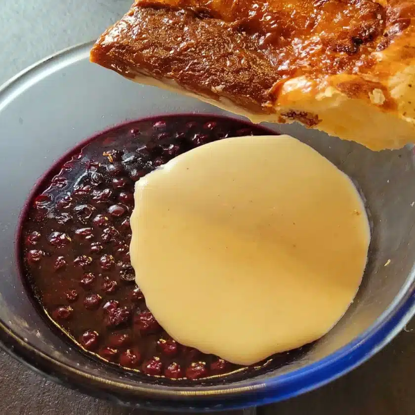 Götterspeise mit Blaubeeren